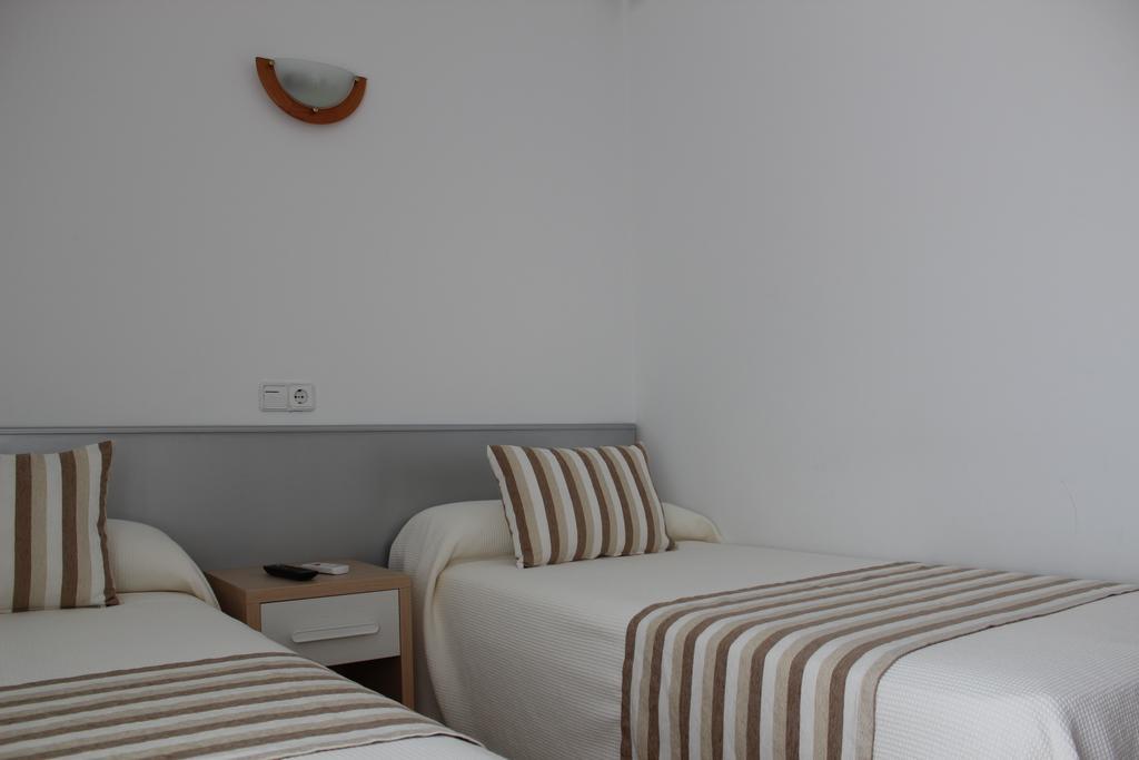 Hostal Masin Табарка Экстерьер фото