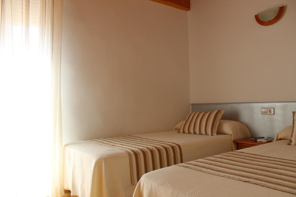 Hostal Masin Табарка Экстерьер фото