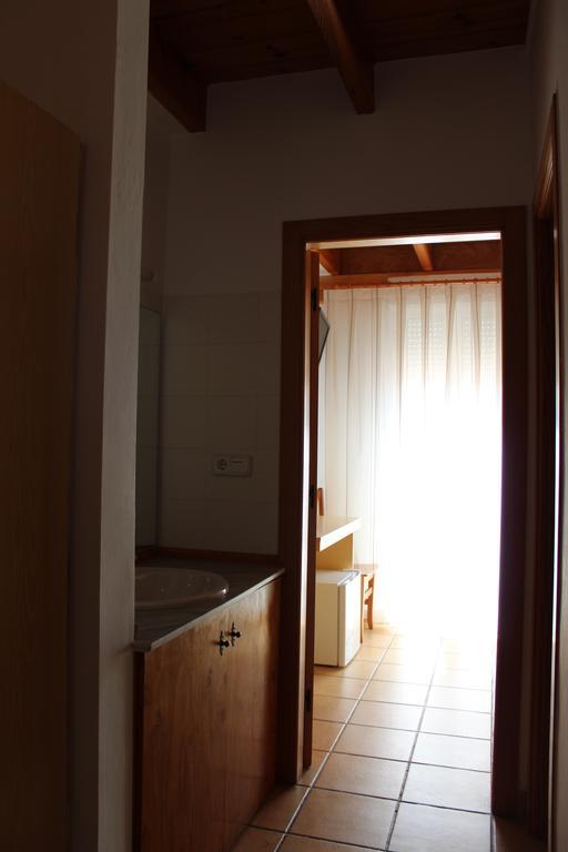 Hostal Masin Табарка Экстерьер фото